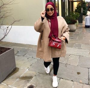 grayscale_hijab_style