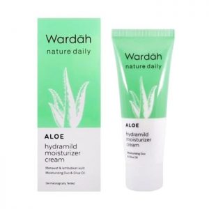 wardah_nature_daily_aloe_hydramild
