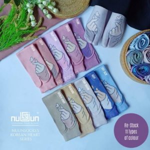 foto-kaos-kaki-terbaik-untuk-muslimah-8