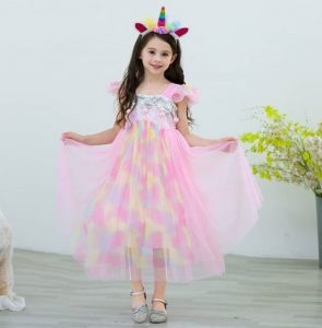 foto-rekomendasi-pakaian-lucu-untuk-kado-anak-perempuan-7