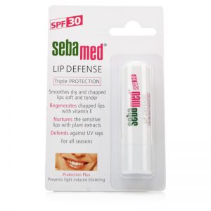 foto-lip-balm-terbaik-yang-bisa-mencerahkan-bibir-7